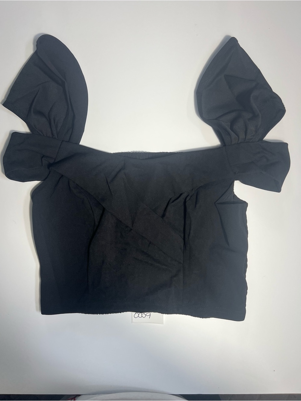 SHEIN Black Off-Shoulder Puff Sleeve Crop Top with Twist Front